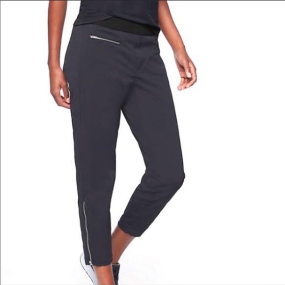 Athleta Mod Trekkie Crop Pant Joggers